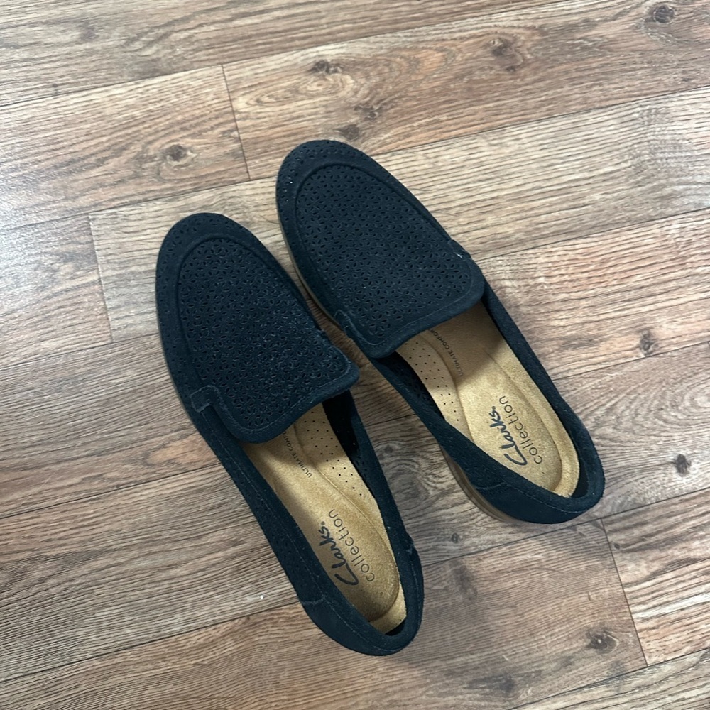 Clarks Black Trish Cove Slip On - Picture 10 of 10